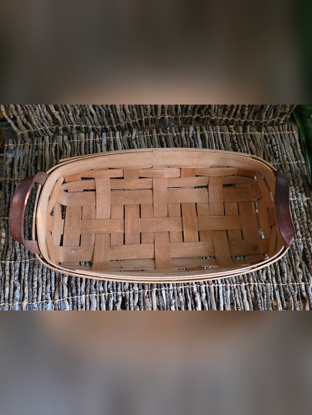 Vintage HENN WORKSHOPS OHIO USA BREAD LOAF BASKET WITH LEATHER HANDLES